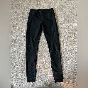 SMALL NIKE LEGGINGS